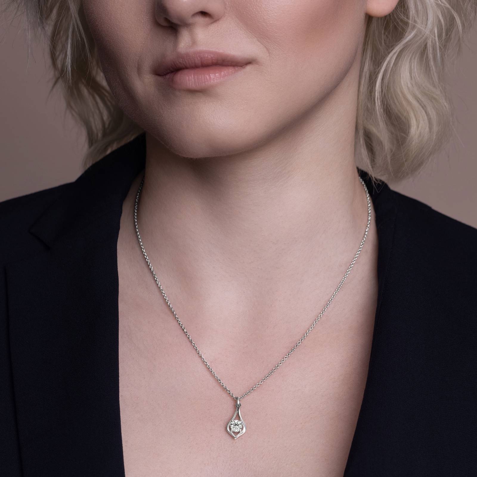 Vega Solitaire Pendant